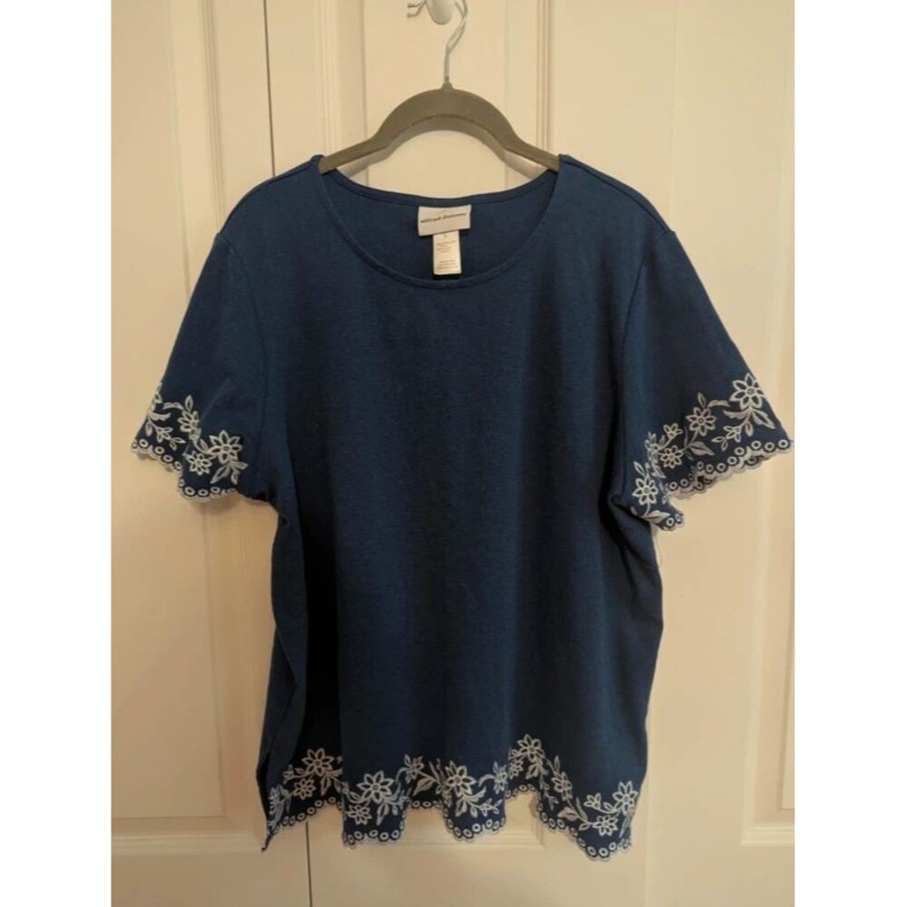 Alfred Dunner Cotton-Blend Knit blue top with white embroidery XL